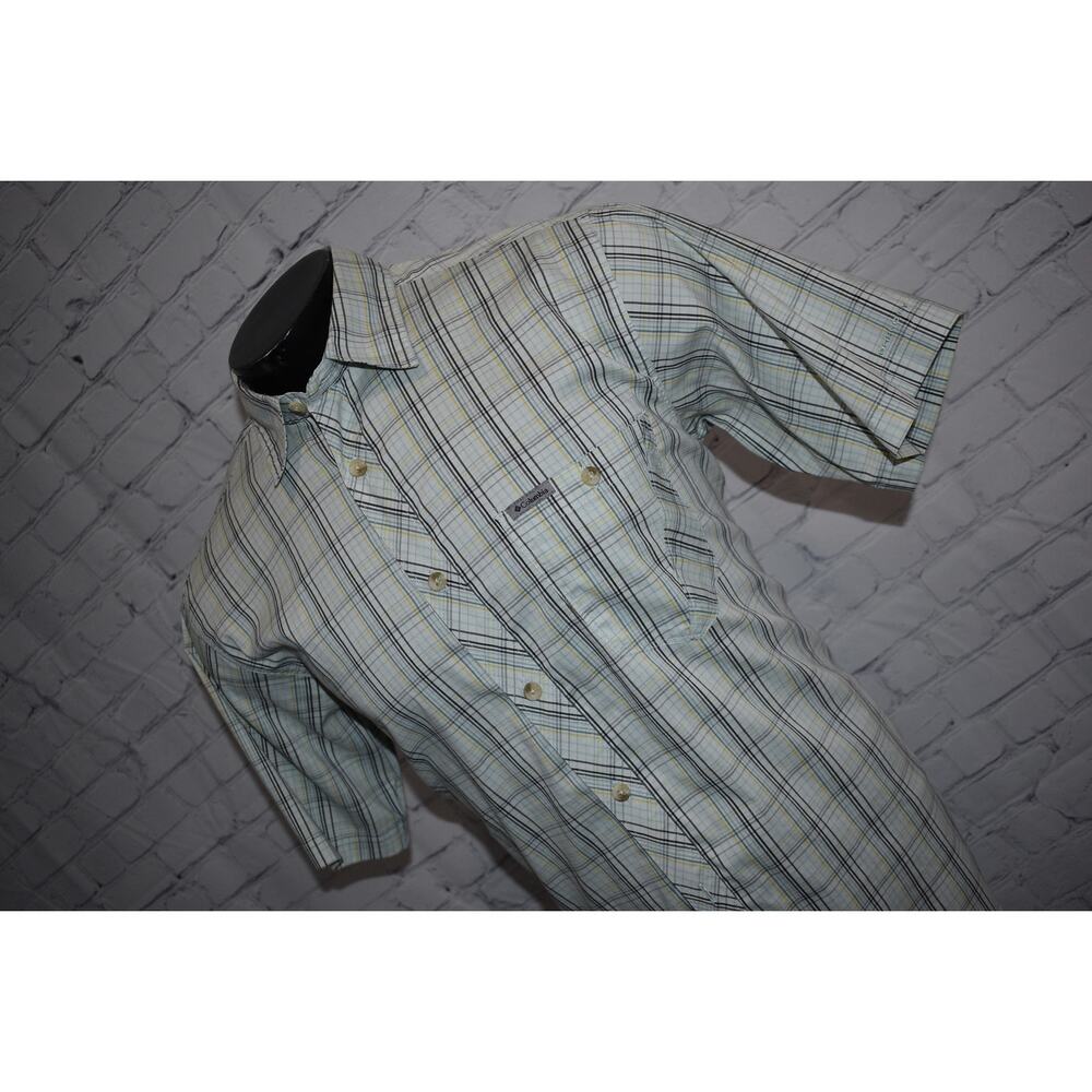Columbia Titanium Fishing Shirt Men Size Medium Performance Hiking Vented - Picture 7 of 7